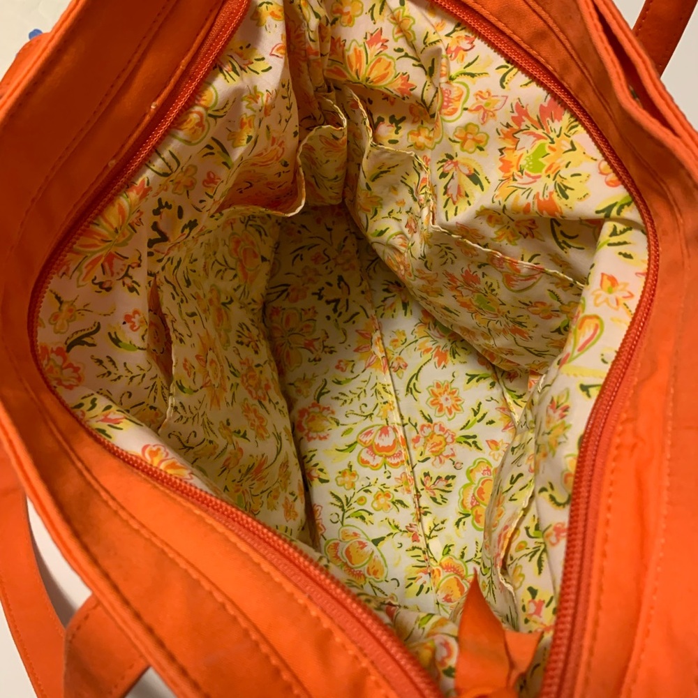 Vera Bradley Women’s Small Vera Tote - Picture 3 of 3